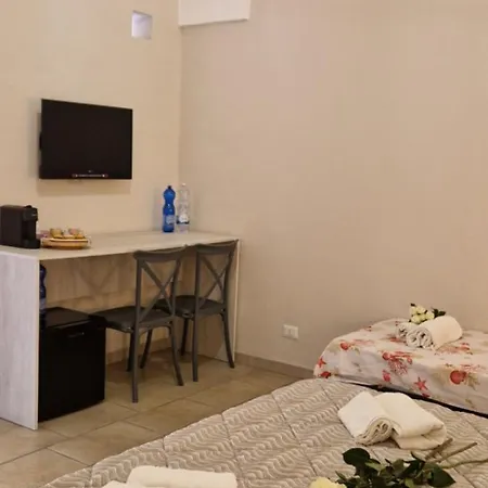 Le Stanze Di Rosa X Ap ベッド・アンド・ブレックファスト ガリポリ