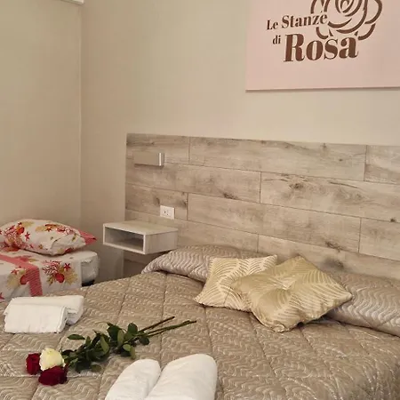 ベッド・アンド・ブレックファスト Le Stanze Di Rosa X Ap