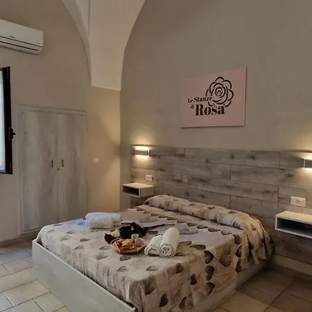 Le Stanze Di Rosa X Ap Couette-café Gallipoli