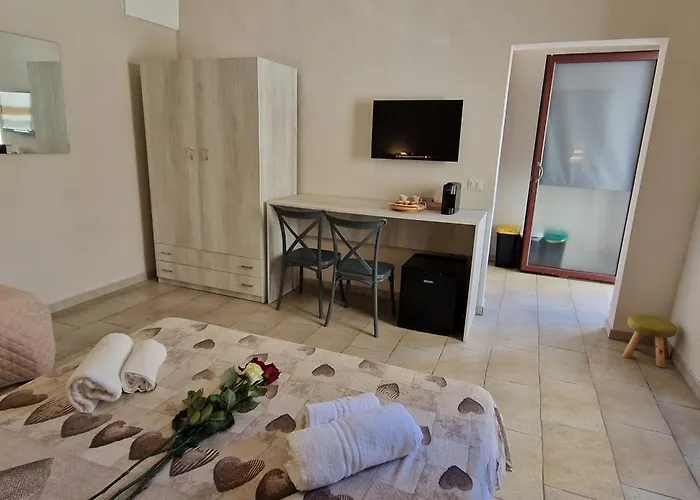 Le Stanze Di Rosa X Ap 3*